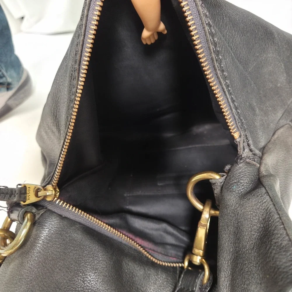 Fossil black leather